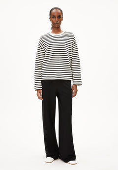 Himaari Pant