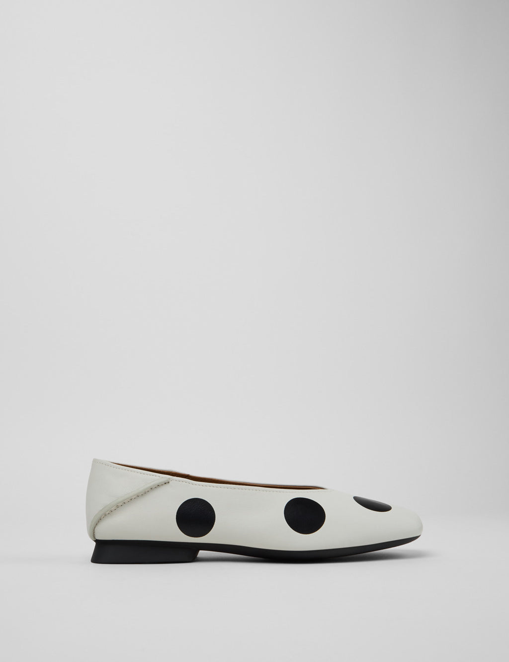 Camper - Twins Casi Myra Dots Flat - White Black Dots