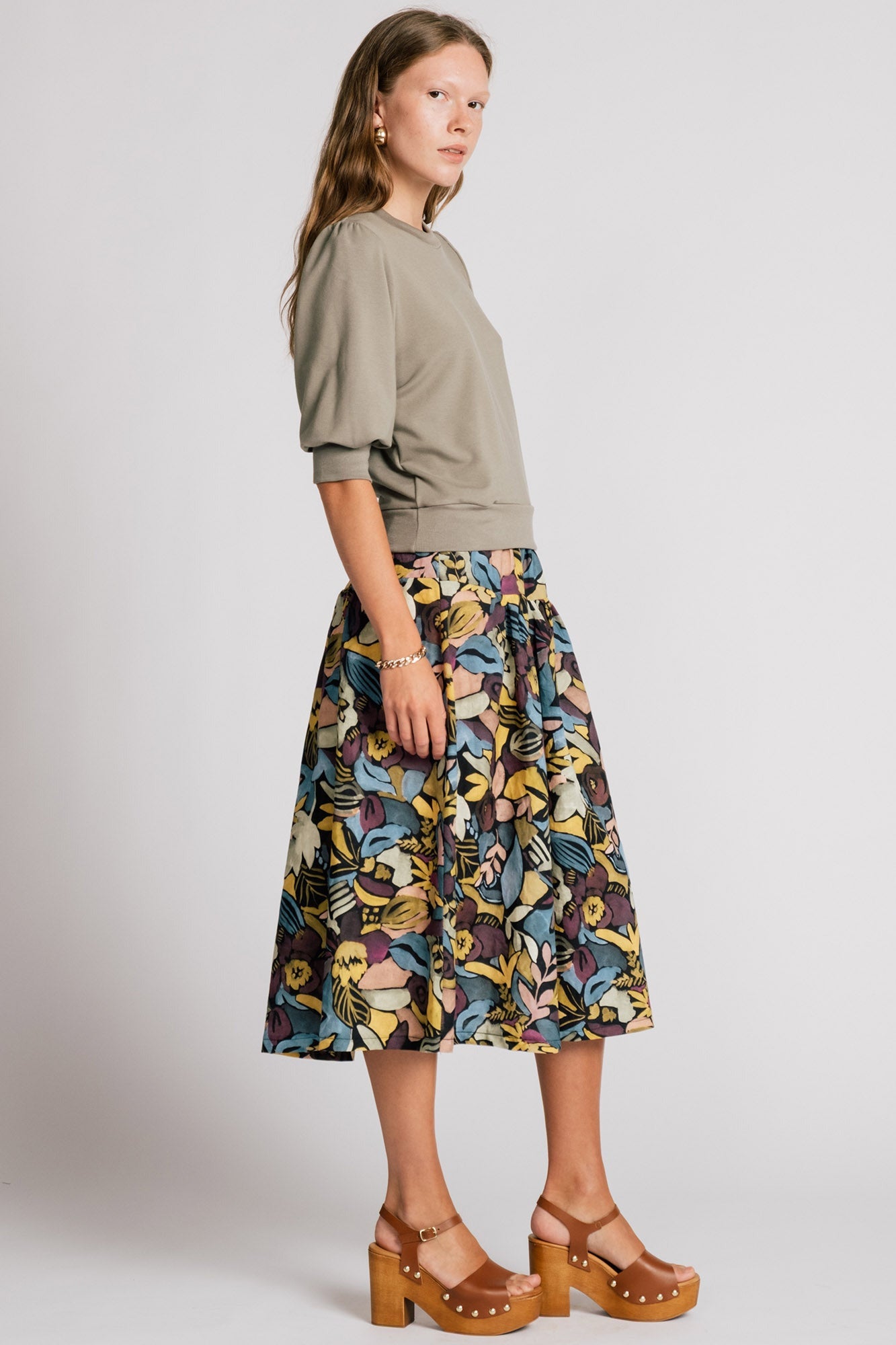 Allison Wonderland - Pelican Skirt -