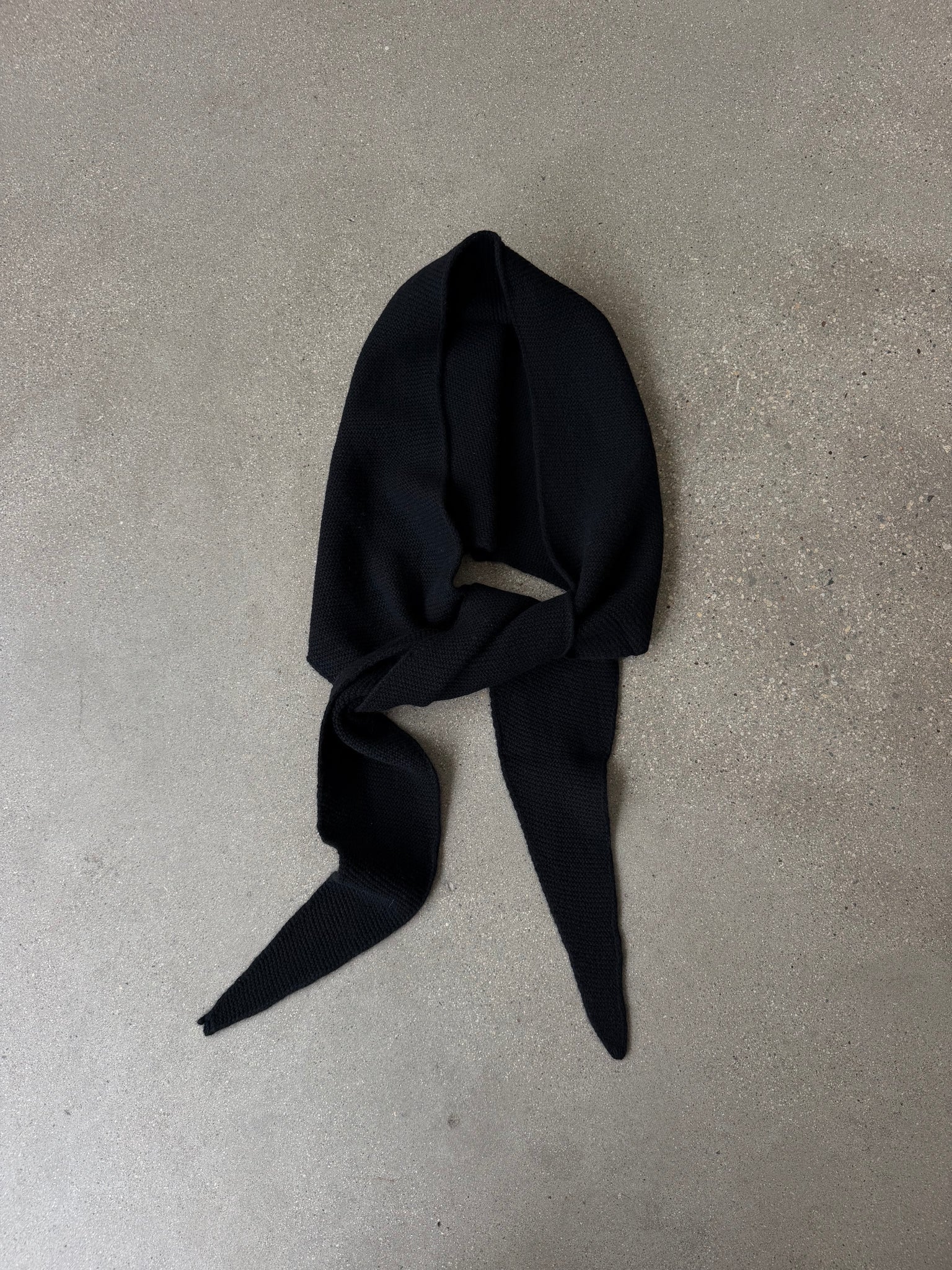 Billy Bamboo - Merino Wool Hood – Black -