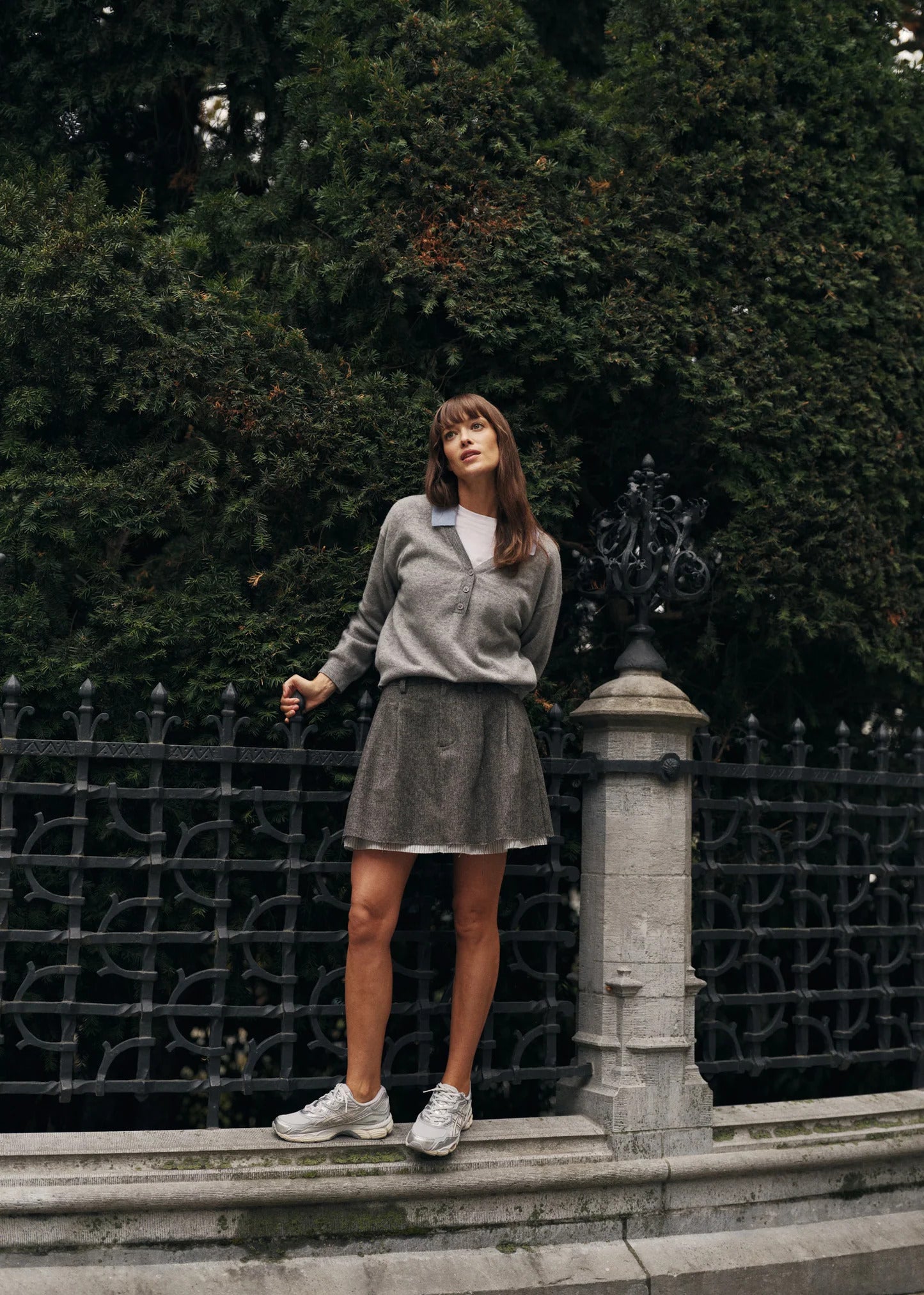 Indi & Cold - Merino Wool Sweater with Contrast Collar -