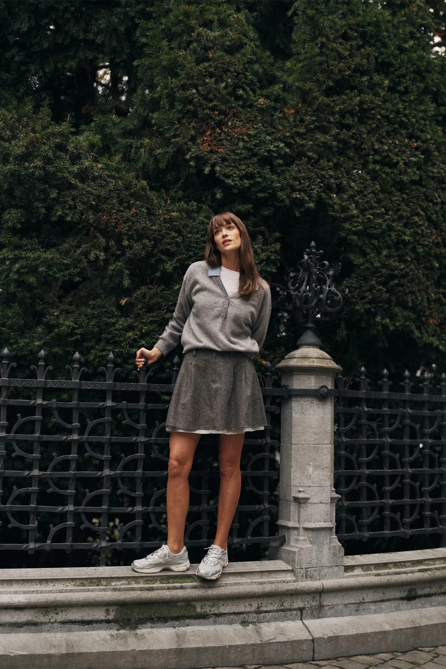 Indi & Cold - Merino Wool Sweater with Contrast Collar -