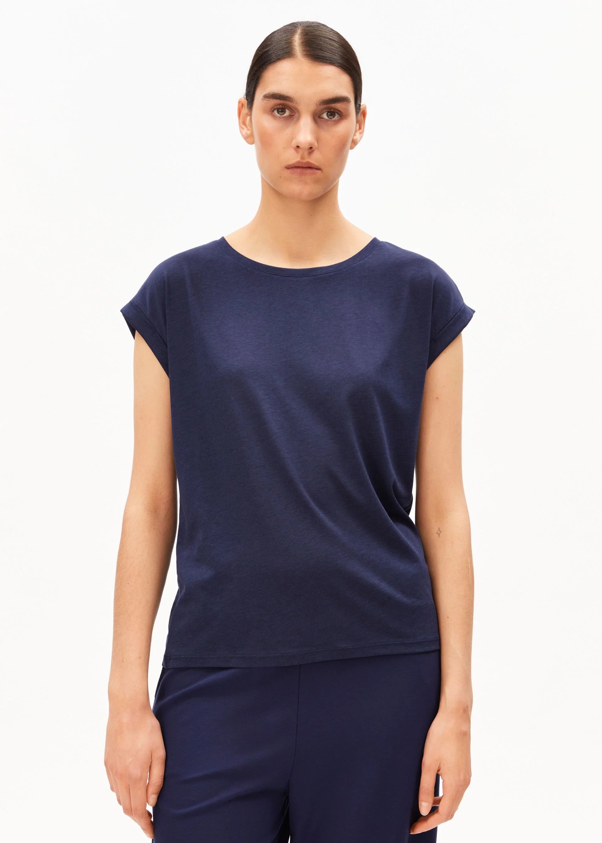 Armedangels - Jilaana T-Shirt - Tinted Navy