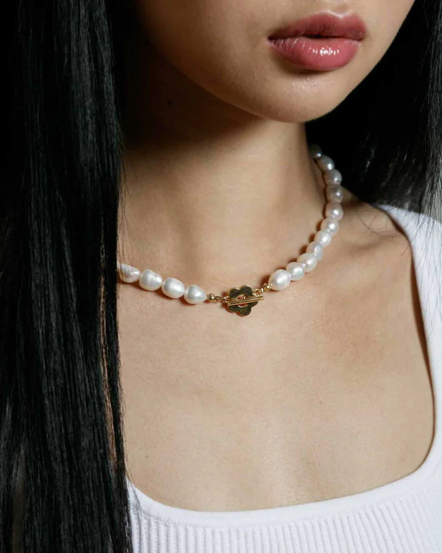 Wolf Circus - Lola Pearl Necklace Gold -