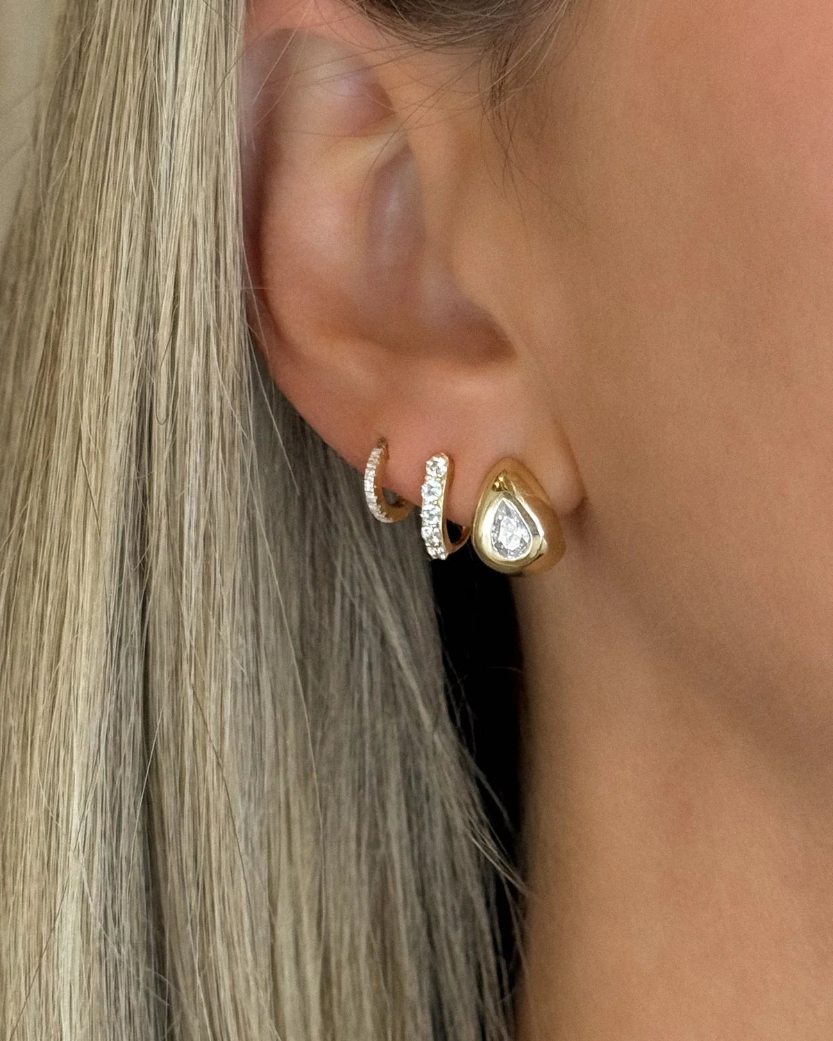 Leah Alexandra - Perfect Puff Earrings – Gold -