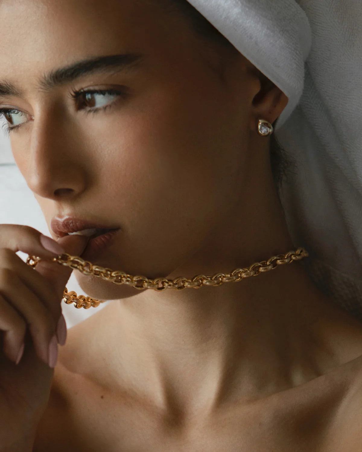 Leah Alexandra - Perfect Puff Earrings – Gold -