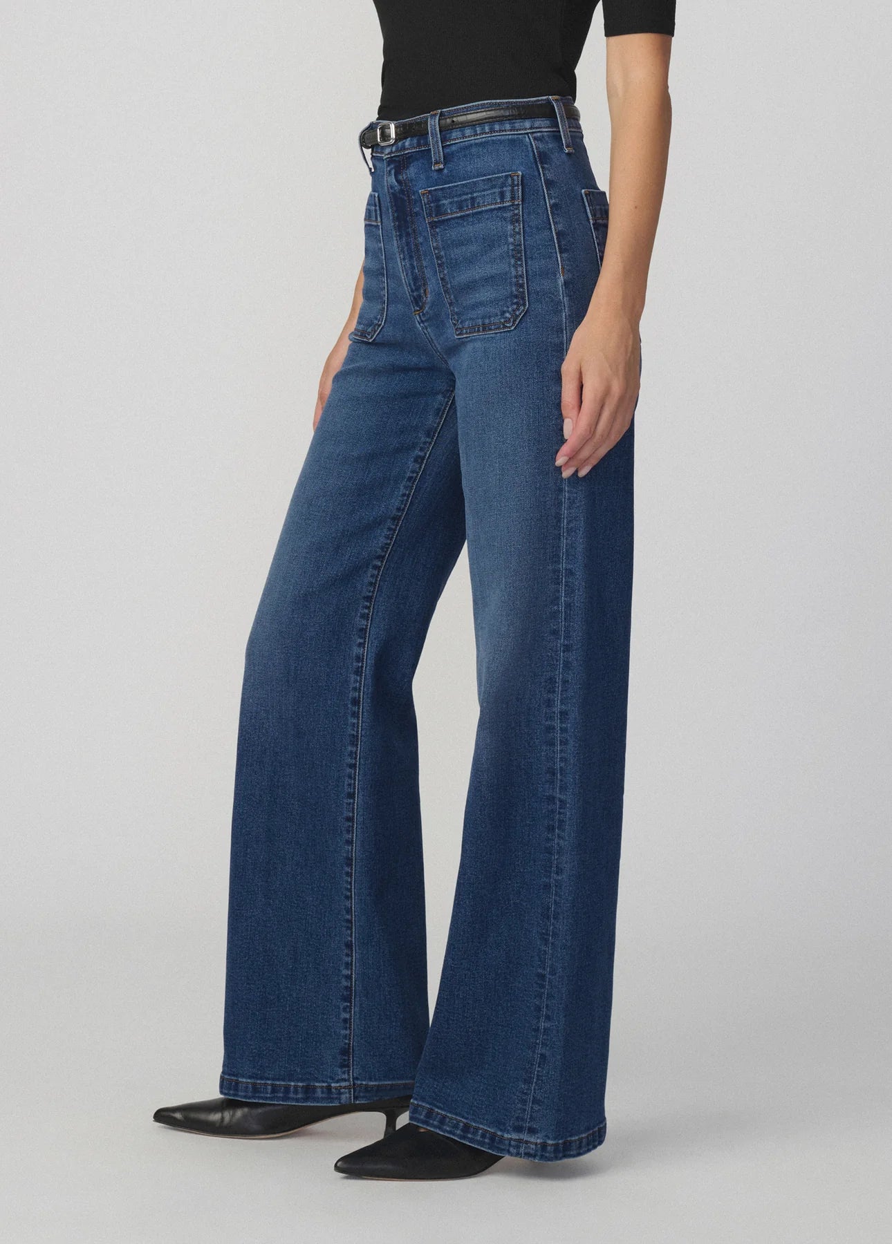 Joe's Jeans - The Mia Patch Pocket -