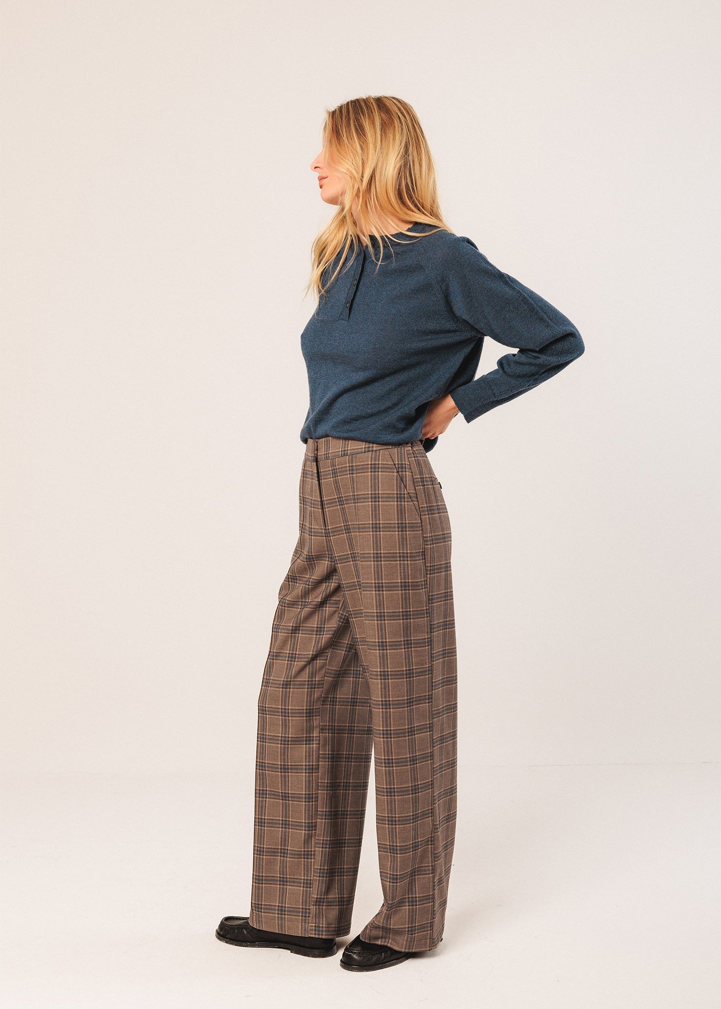 Indi & Cold - Paty Straight Plaid Pant -