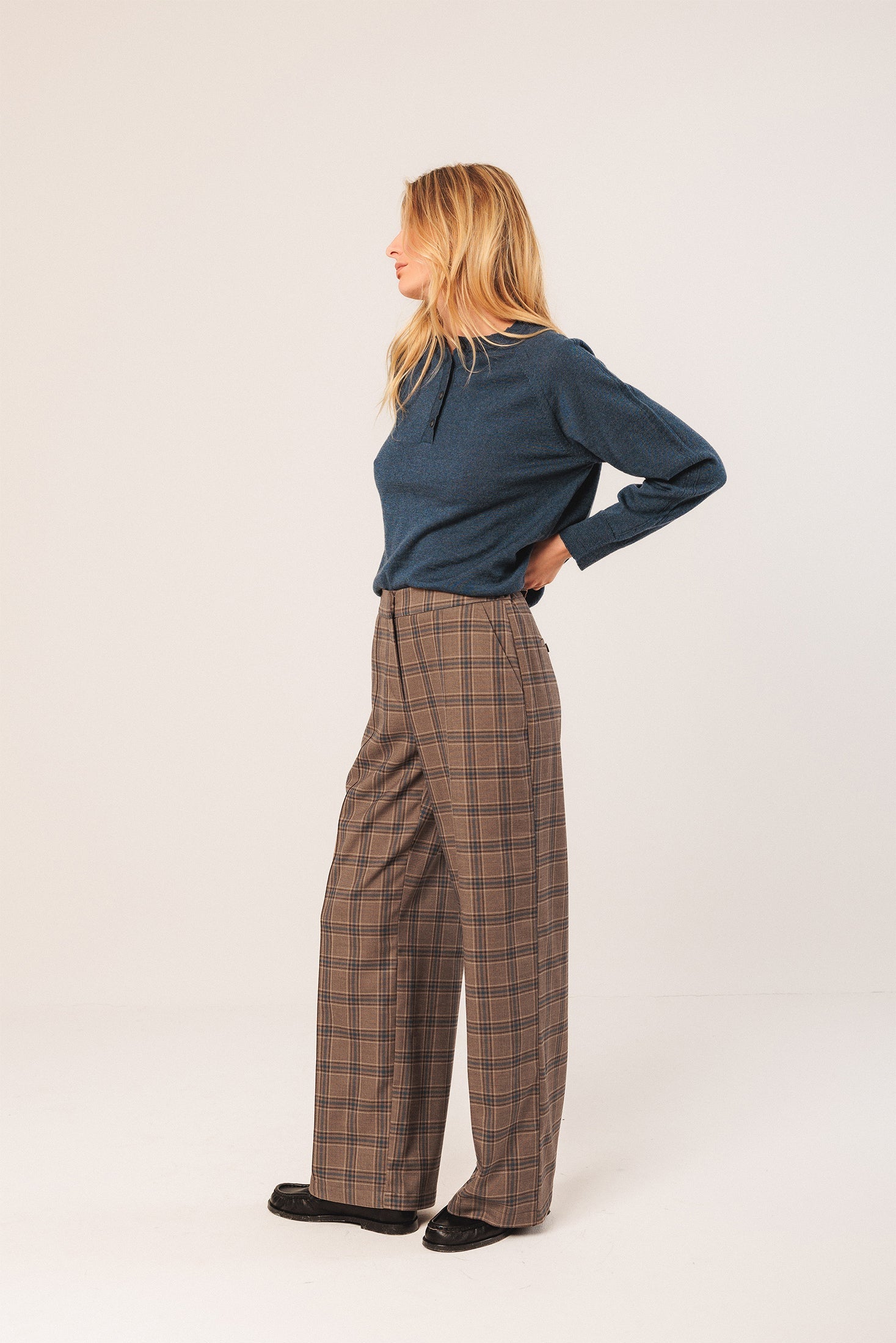 Indi & Cold - Paty Straight Plaid Pant -