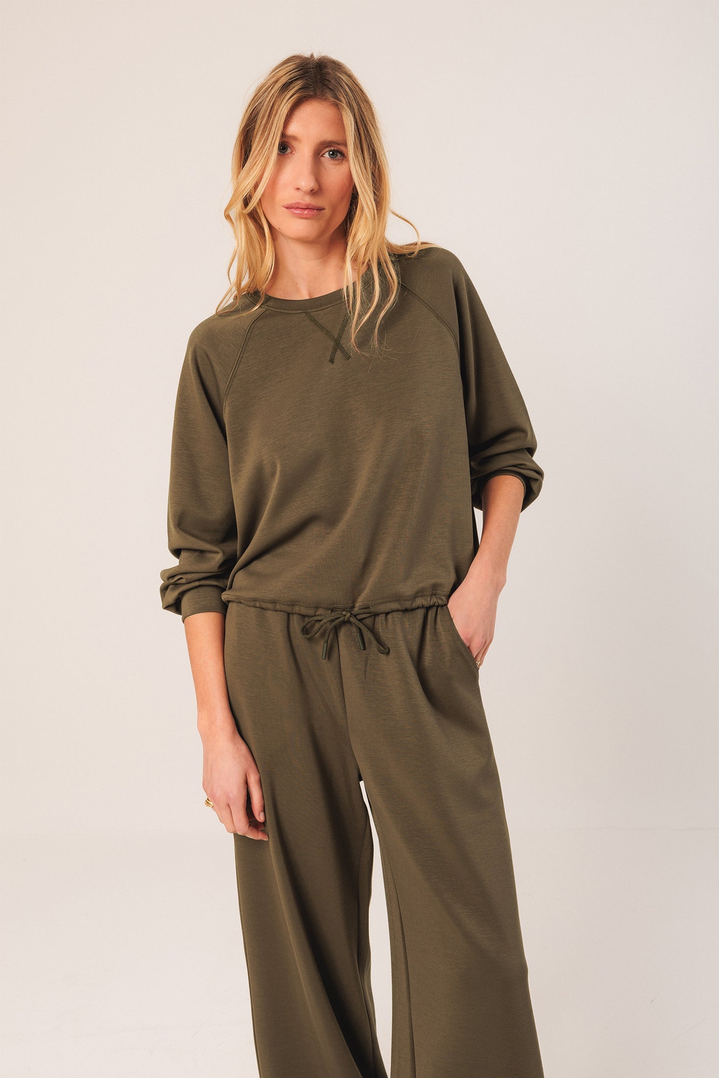 Indi & Cold - Adjustable Waist Sweatshirt - Mink
