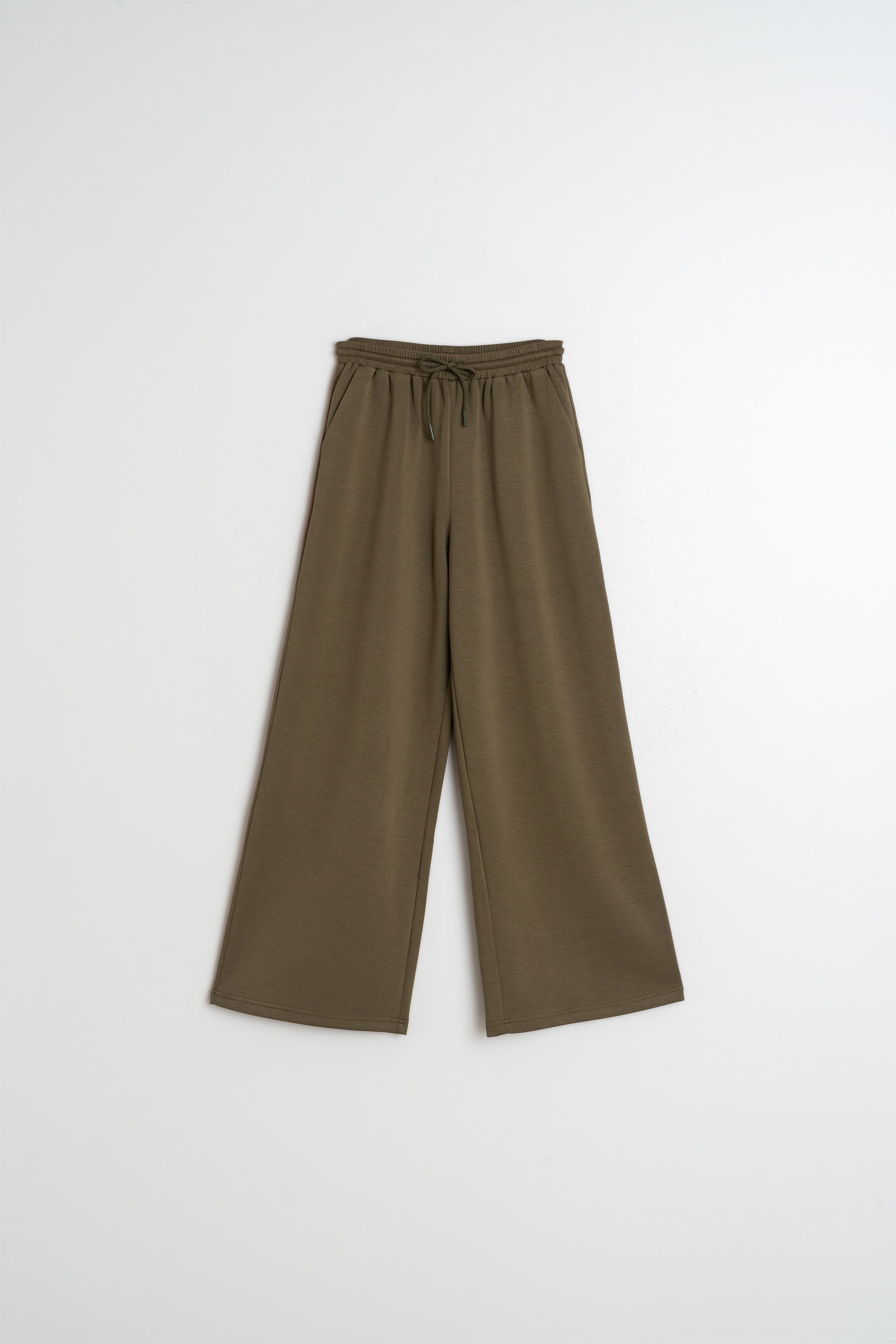 Indi & Cold - Wide Leg Sweatpant -