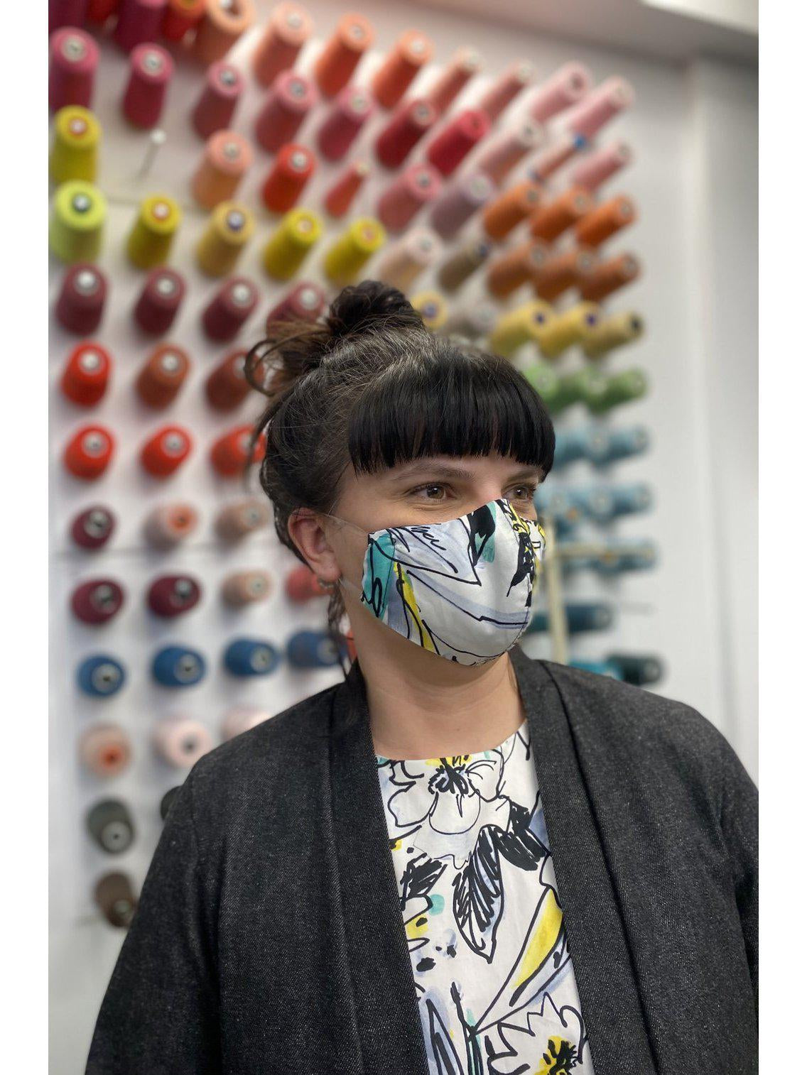 BODYBAG - Face Mask Flower Grafitti -